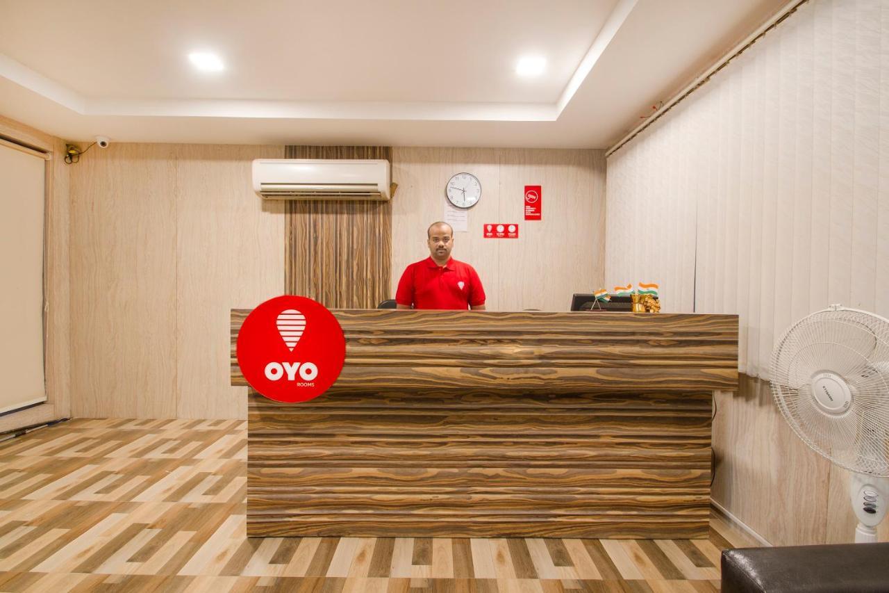 حيدر أباد Vaccinated Staff - Oyo 11400 The Down Town Suites المظهر الخارجي الصورة