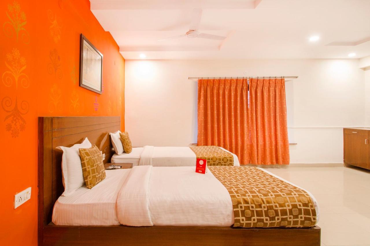 حيدر أباد Vaccinated Staff - Oyo 11400 The Down Town Suites المظهر الخارجي الصورة
